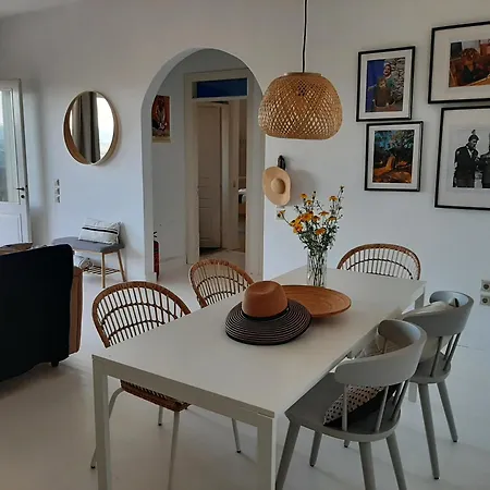 Thomas1 Apartment